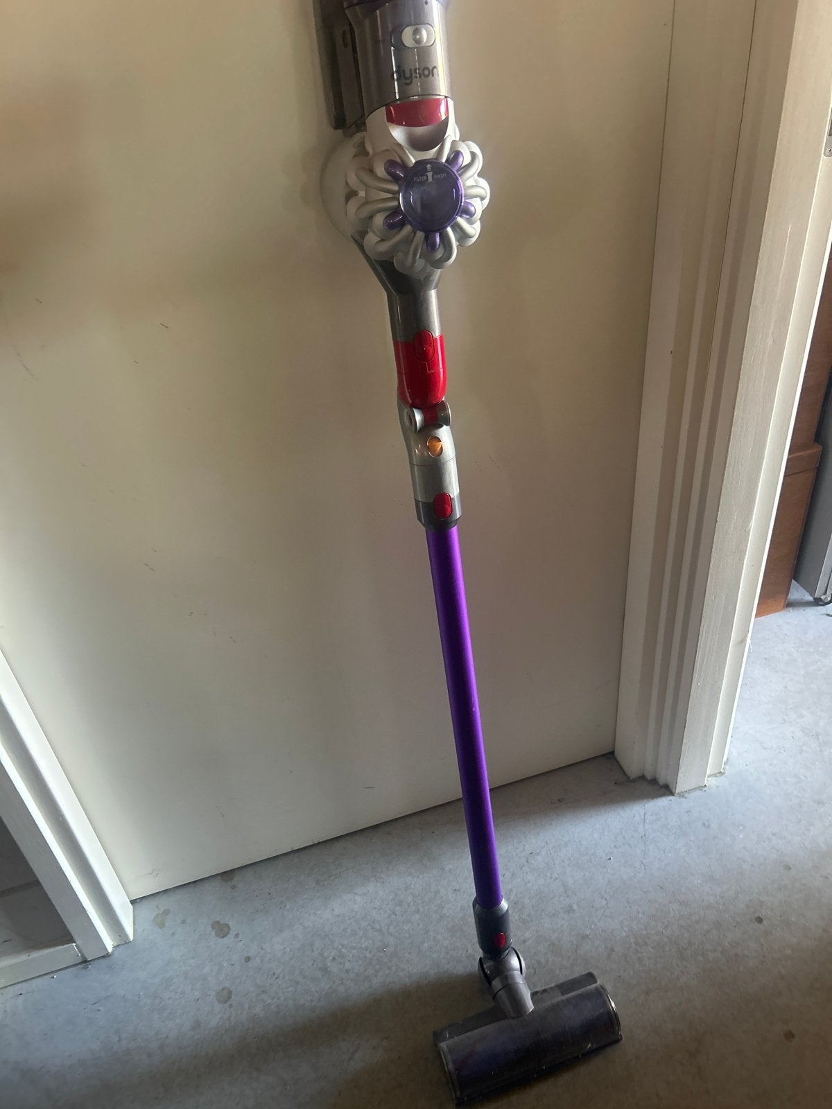 Dyson V8 Steelstofzuiger - Krachtig en Draadloos