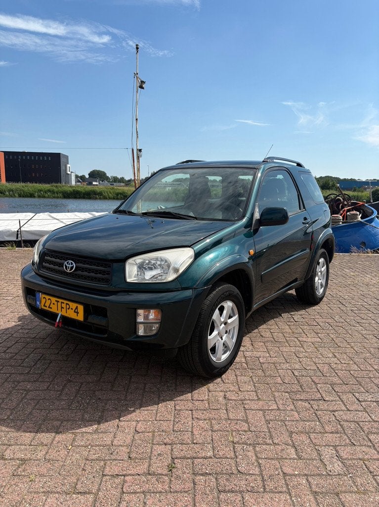 Toyota RAV4 2.0-16V VVT-i Luna 4WD Automaat | Export Only, Auto's, Automaat, 1998 cc, Gebruikt, 4 cilinders