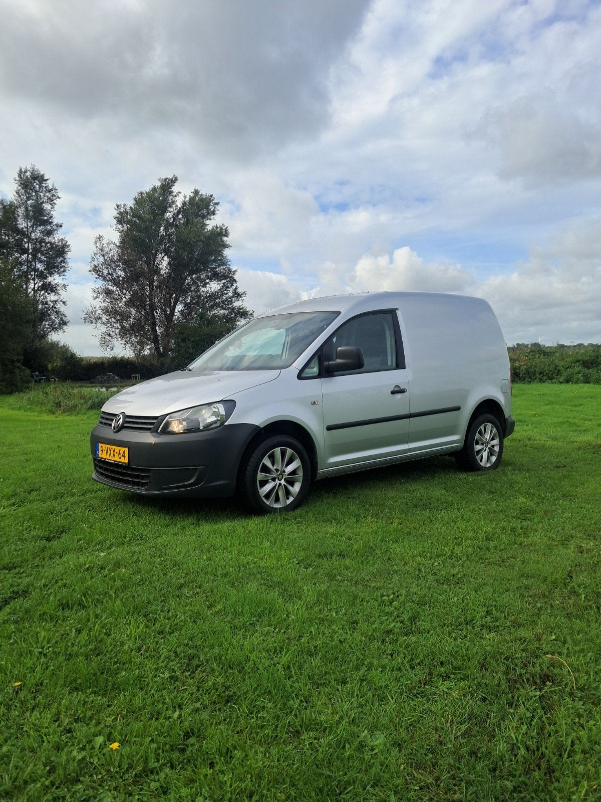 Volkswagen Caddy 1.2 tsi benzine  63KW 2012, 15 km/l, 4 cilinders, Volkswagen, Handgeschakeld