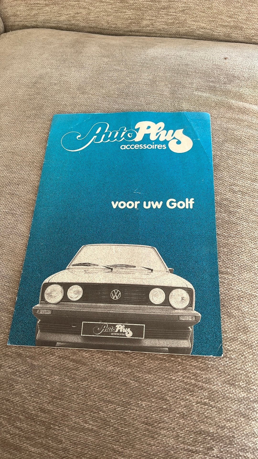 Volkswagen Golf MK1  AutoPlus accessoires brochure jaren 80, Ophalen of Verzenden, Gelezen, Volkswagen