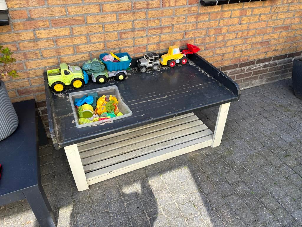 Zandtafel met afsluitbare zandbak, Kinderen en Baby's, Speelgoed | Buiten | Zandbakken, Ophalen, Gebruikt