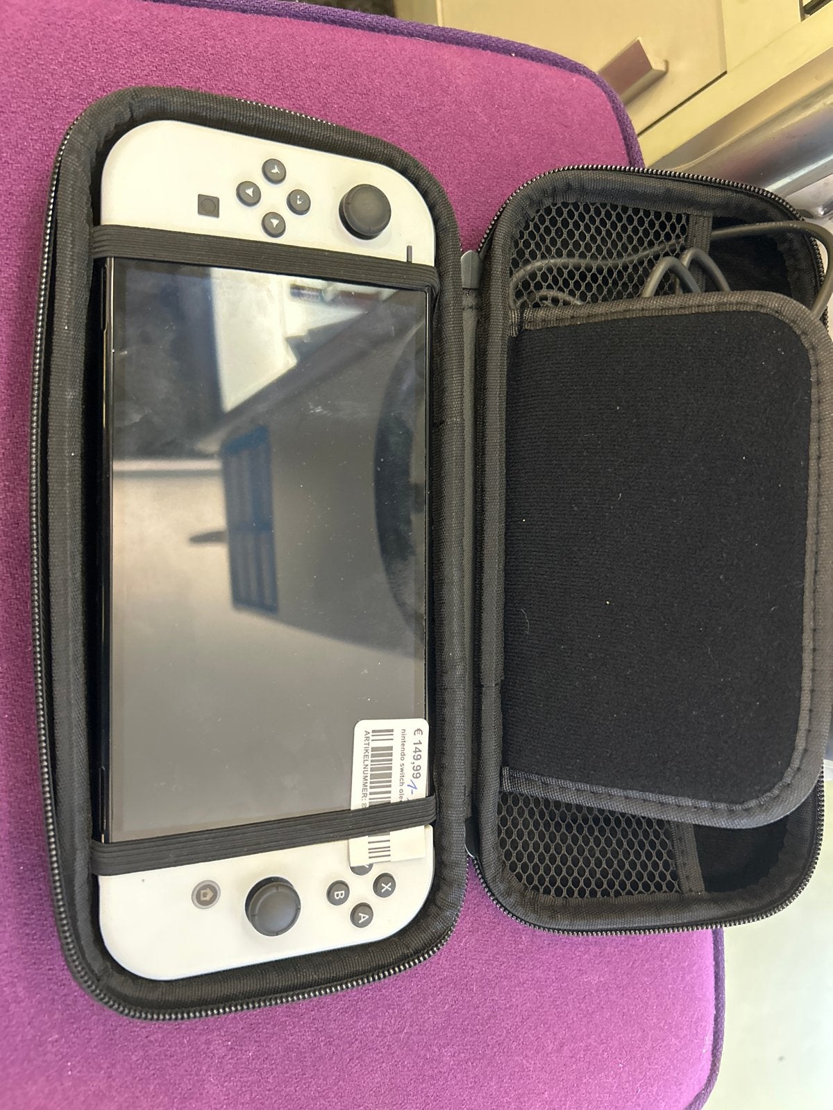 Nintendo Switch OLED Wit - Zo goed als nieuw met hoes, Switch OLED, Met 2 controllers, Ophalen of Verzenden, Zo goed als nieuw