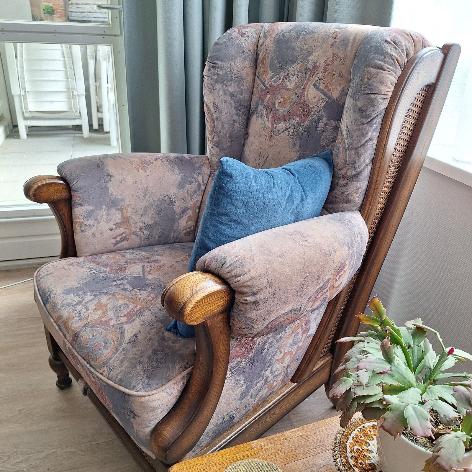 mooi en degelijk senioren setje van twee stoelen en een bank, Ophalen, Gebruikt, Senioren set, 75 tot 100 cm