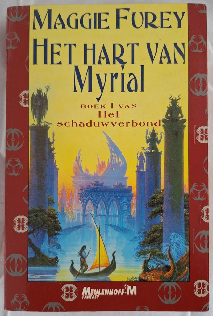 Maggie Furey - Het hart van Myrial, Boeken, Ophalen of Verzenden, Gelezen, Maggie Furey