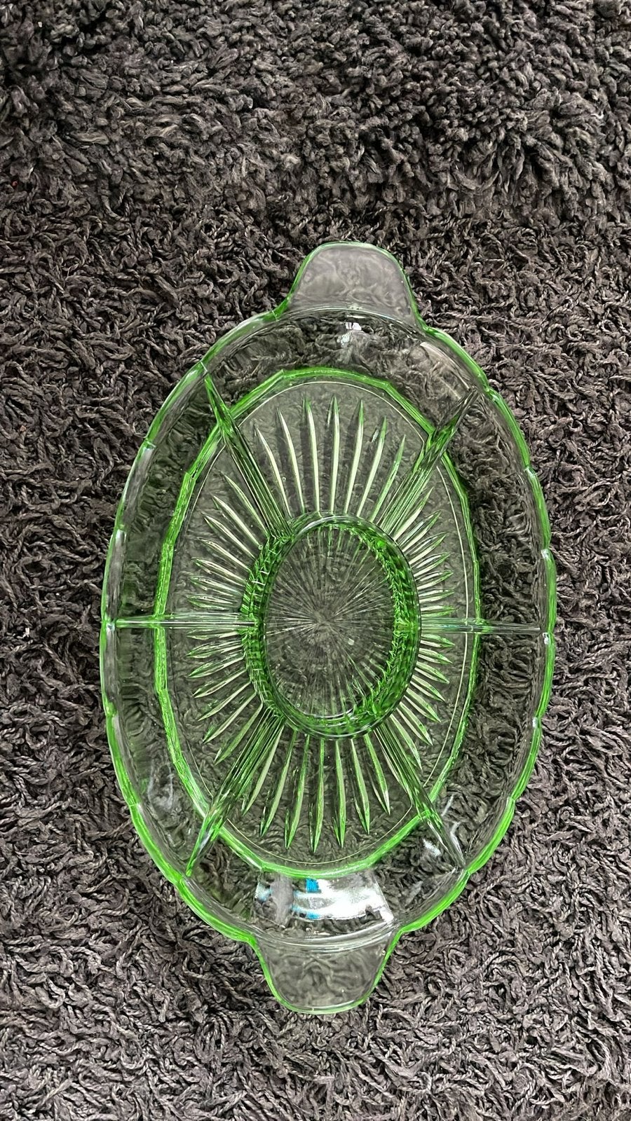 Vintage Uranium Glas Serveerschaal - Groen Glas, Ophalen of Verzenden