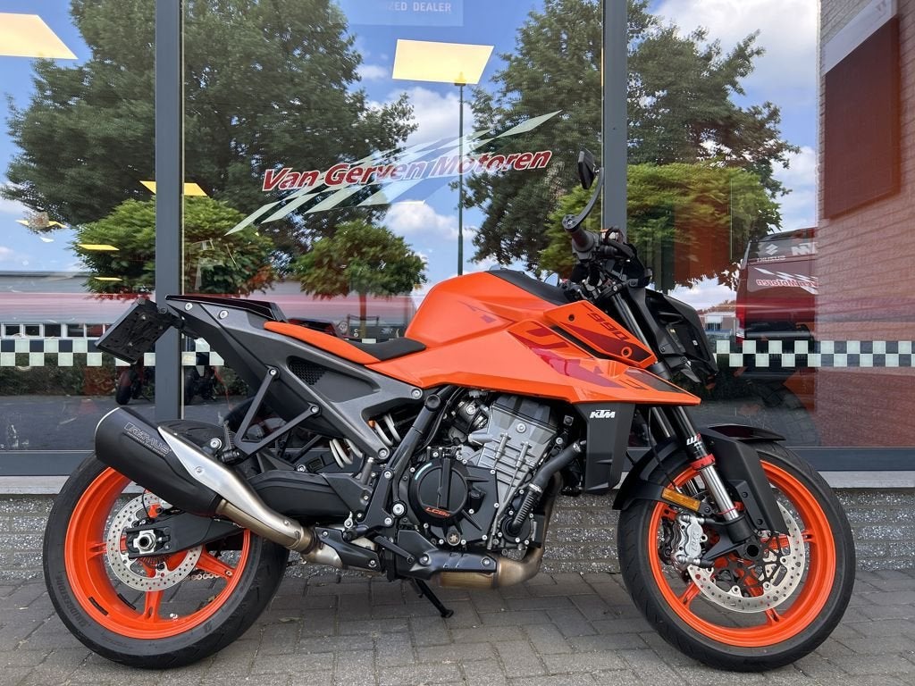 KTM 990 DUKE 2025, Bedrijf, Naked bike