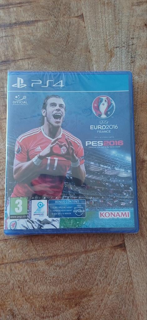 PES 2016 Pro Evolution Soccer PS4 - Ongeopend, Spelcomputers en Games, Games | Sony PlayStation 4, Ophalen of Verzenden, Eén computer