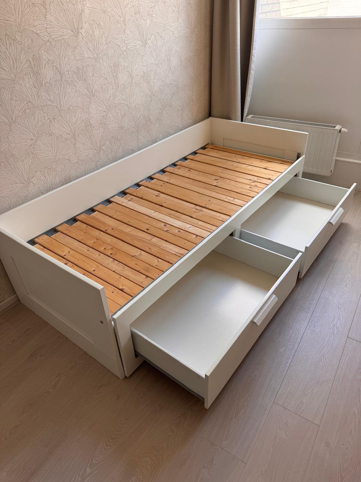 Brimnes bed IKEA wit, Ophalen, Verstelbaar, Eenpersoons, Wit