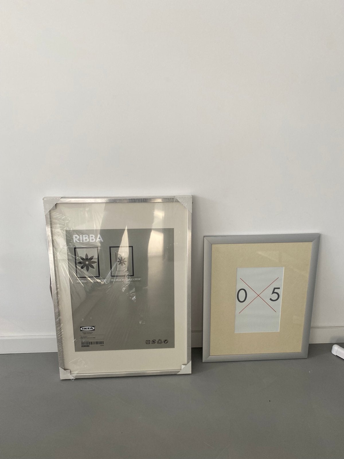 IKEA RIBBA fotolijst 50x70 cm en zilverkleurige lijst, Nieuw, Ophalen of Verzenden, Fotolijst, Met glas