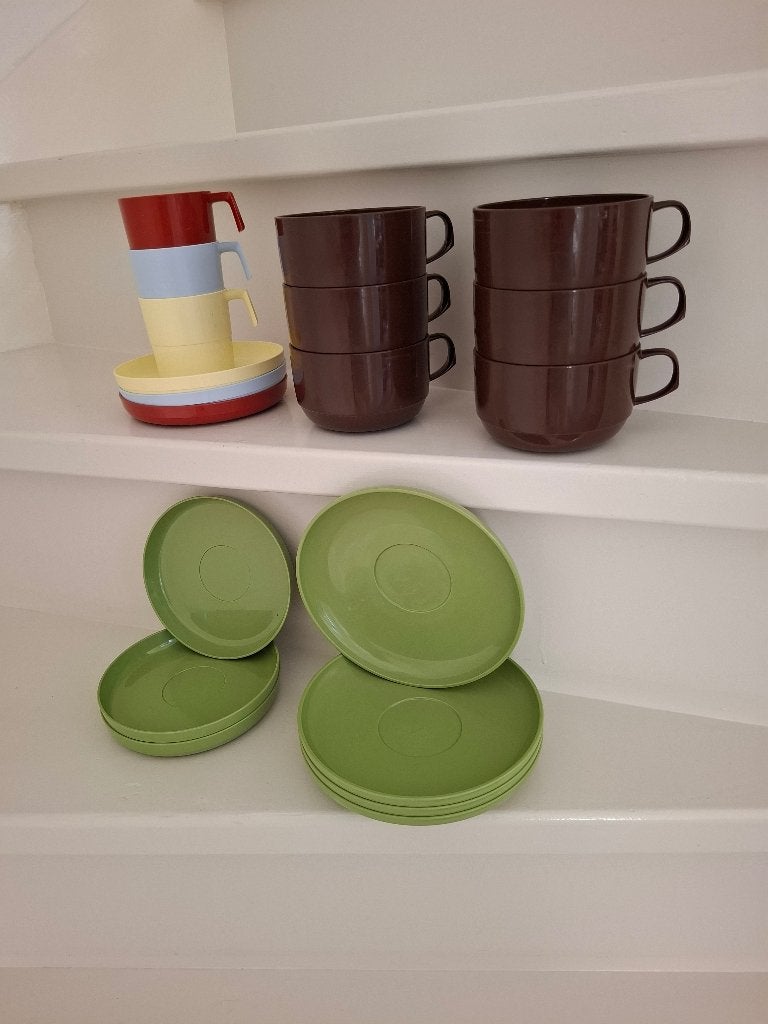Mepal retro servies, Ophalen, Zo goed als nieuw