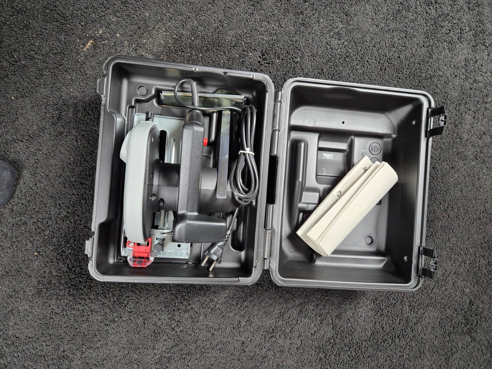 Skilsaw Cirkelzaag 700W - Zo goed als nieuw, Cirkelzaag, 600 tot 1200 watt, Zo goed als nieuw, 30 tot 70 mm