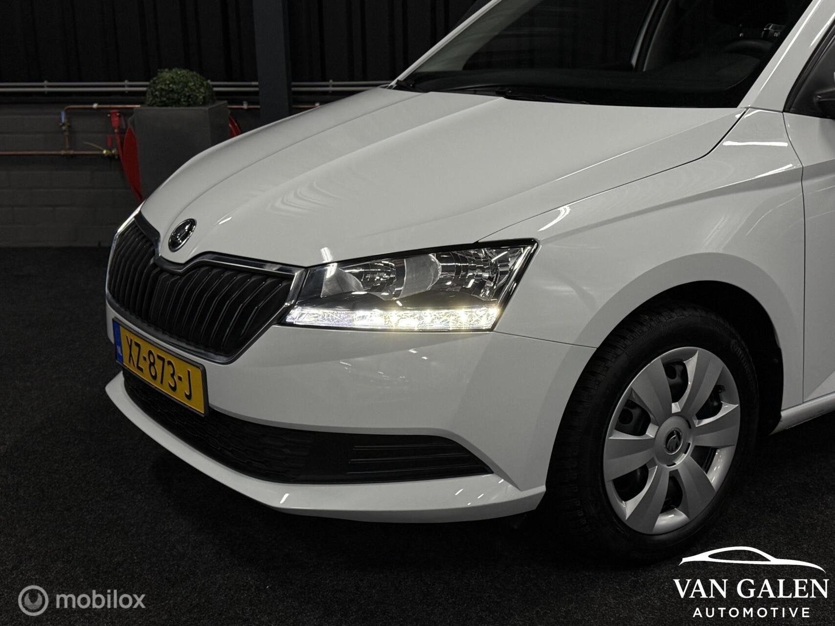 Skoda Fabia 1.0 Active NAP|Airco|Trekhaak|Carplay|APK, Auto's, Skoda, 12 maanden, Gebruikt, Euro 6, 540 kg