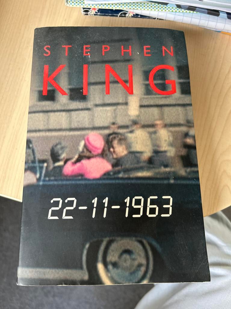 Stephen King - 22-11-1963, Boeken, Ophalen of Verzenden, Gelezen, Europa overig