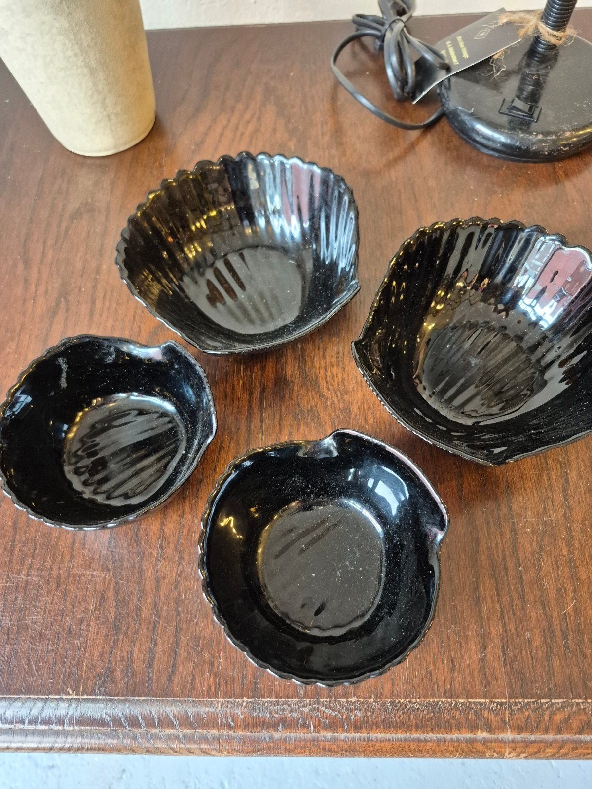 Arcoroc set van 4 zwarte schelpvormige schaaltjes, Overige merken, Ophalen of Verzenden, Overige stijlen, Glas
