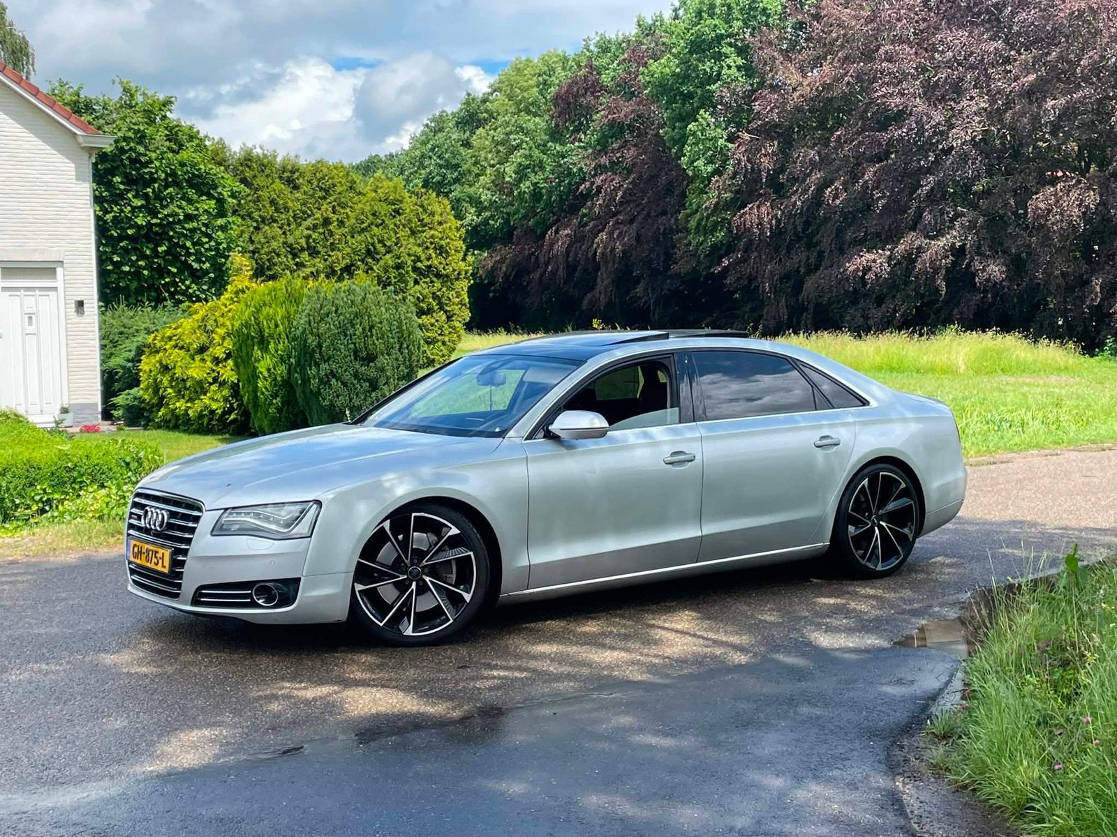 Audi A8 4.2 TDI 258KW Quattro LWB 2012 Grijs, Auto's, Audi, 8 cilinders, 241 €/maand, 2020 kg, Vierwielaandrijving