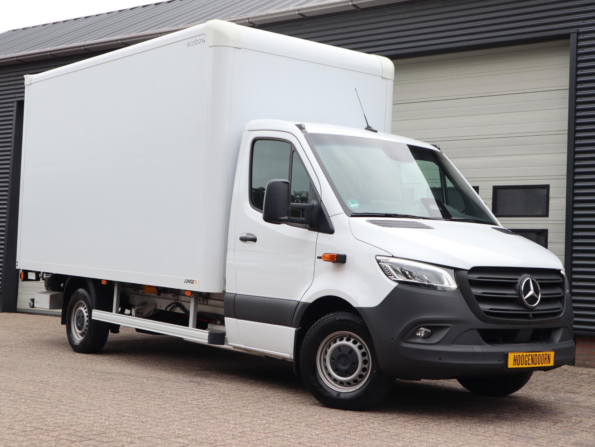 Mercedes-Benz eSprinter 420 81kWh Select Bakwagen - Laadklep, Automaat, 81 kWh, Gebruikt, Wit