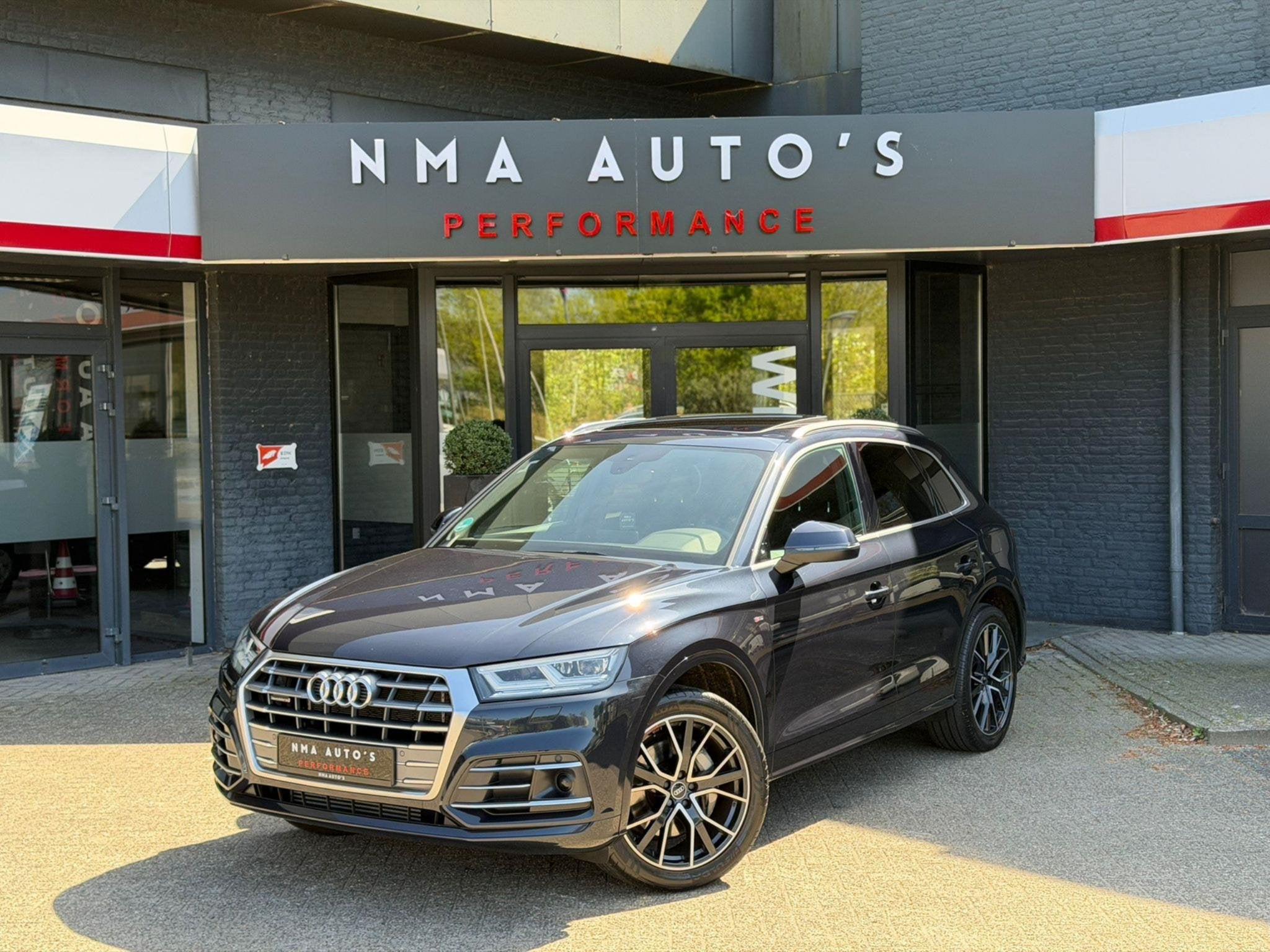 Audi Q5 50 TFSI e S edition Competition PANO/ACC/CARPLAY/KEY, Auto's, Automaat, 14 kWh, Gebruikt, Euro 6