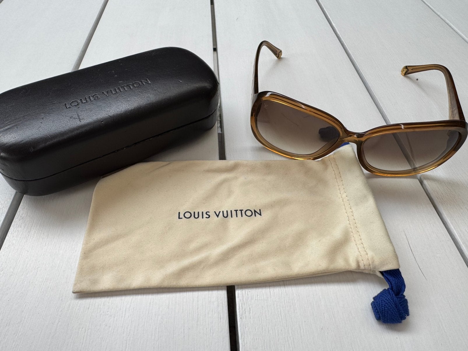 Louis Vuitton zonnebril Obsession, Ophalen of Verzenden, Zo goed als nieuw, Bruin, Overige merken