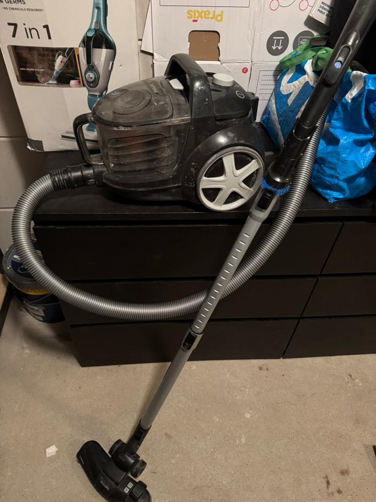 Philips PowerPro Active Stofzuiger – 750W – Zonder Zak, Gebruikt, Philips, Ophalen of Verzenden, Sledestofzuiger