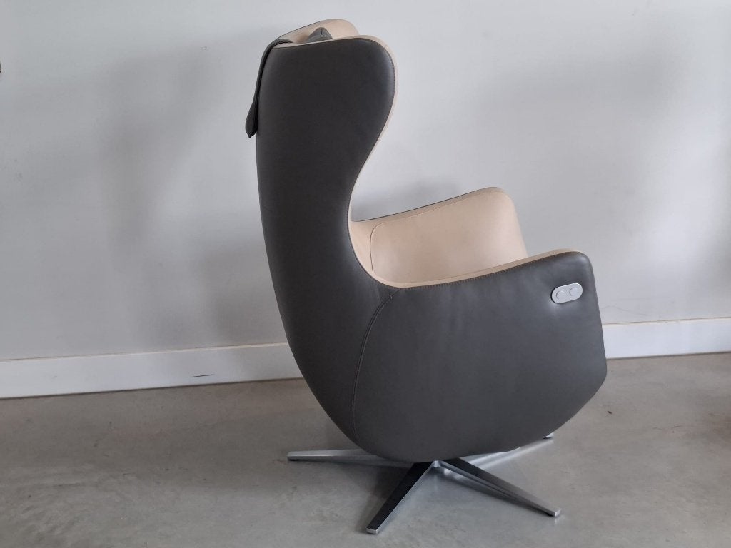 Leolux Caruzzo leren fauteuil met opstahulp en accu, Leolux, Design, Zo goed als nieuw, Info@leolux.com