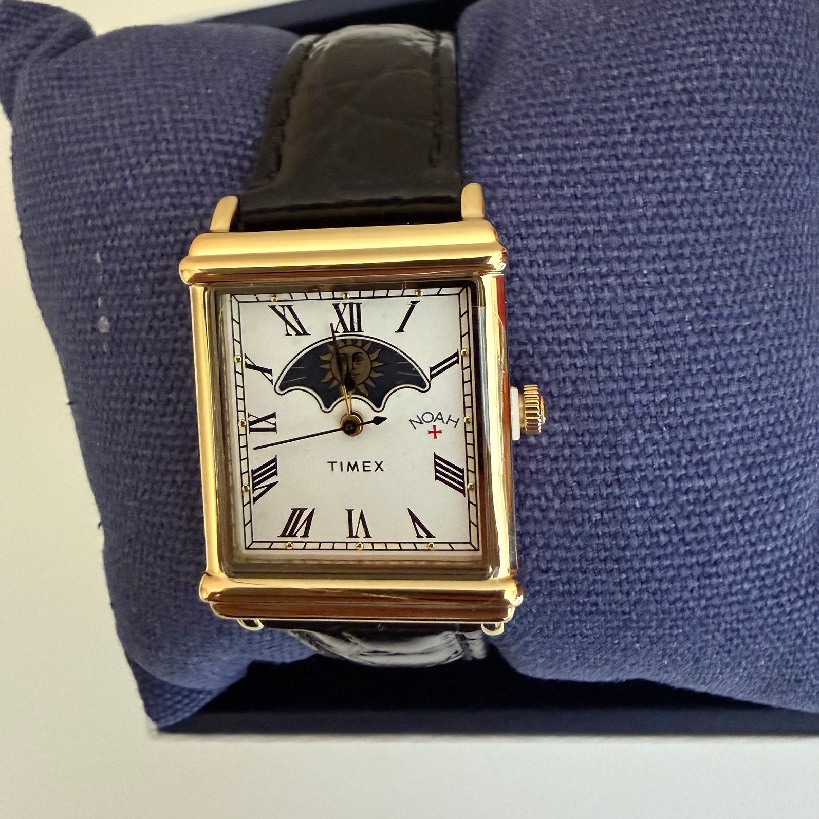 Timex noah sun and moon, Overige merken, Overige materialen, Leer, Polshorloge