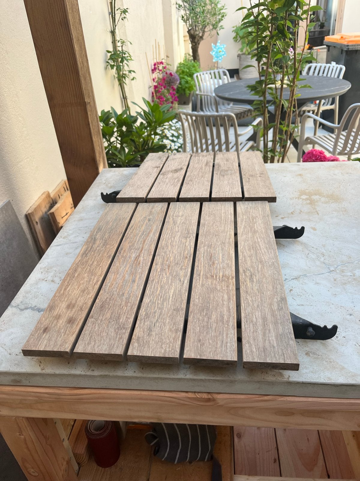 Zijtafels voor The Bastard large met beugels, Tuin en Terras, Ophalen, Gebruikt