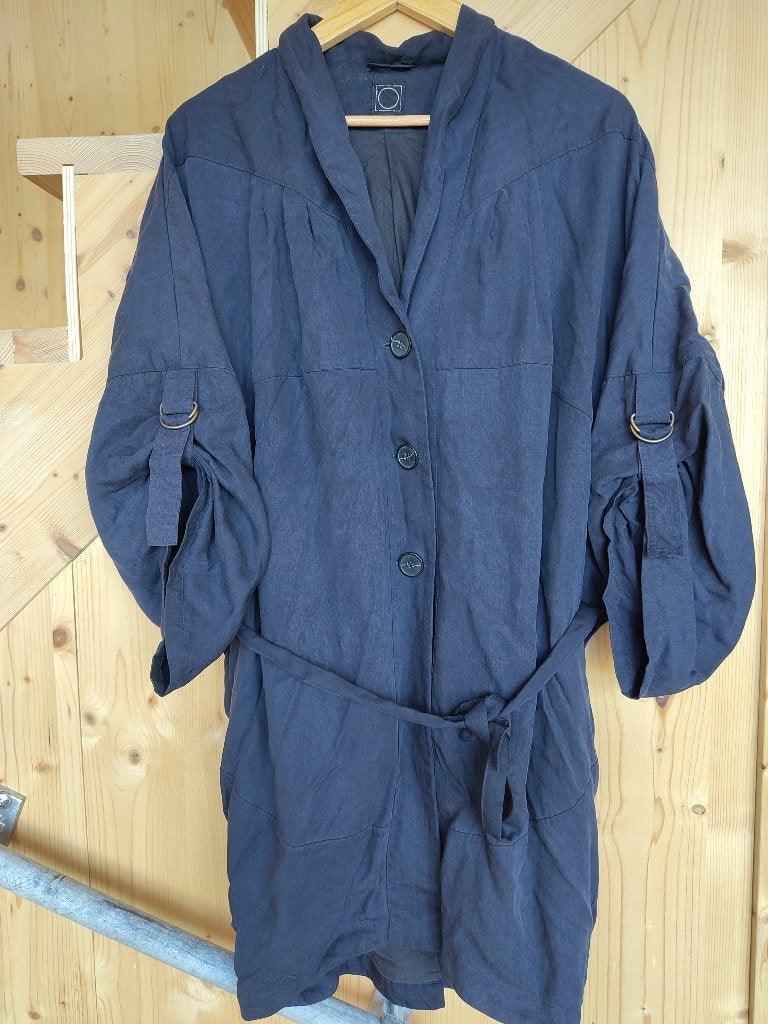 Mooie donkerblauwe jas 36-38 PRIJS VERLAAGD, Kleding | Dames, Jassen | Zomer, Blauw, Ophalen of Verzenden, Zo goed als nieuw, Maat 36 (S)