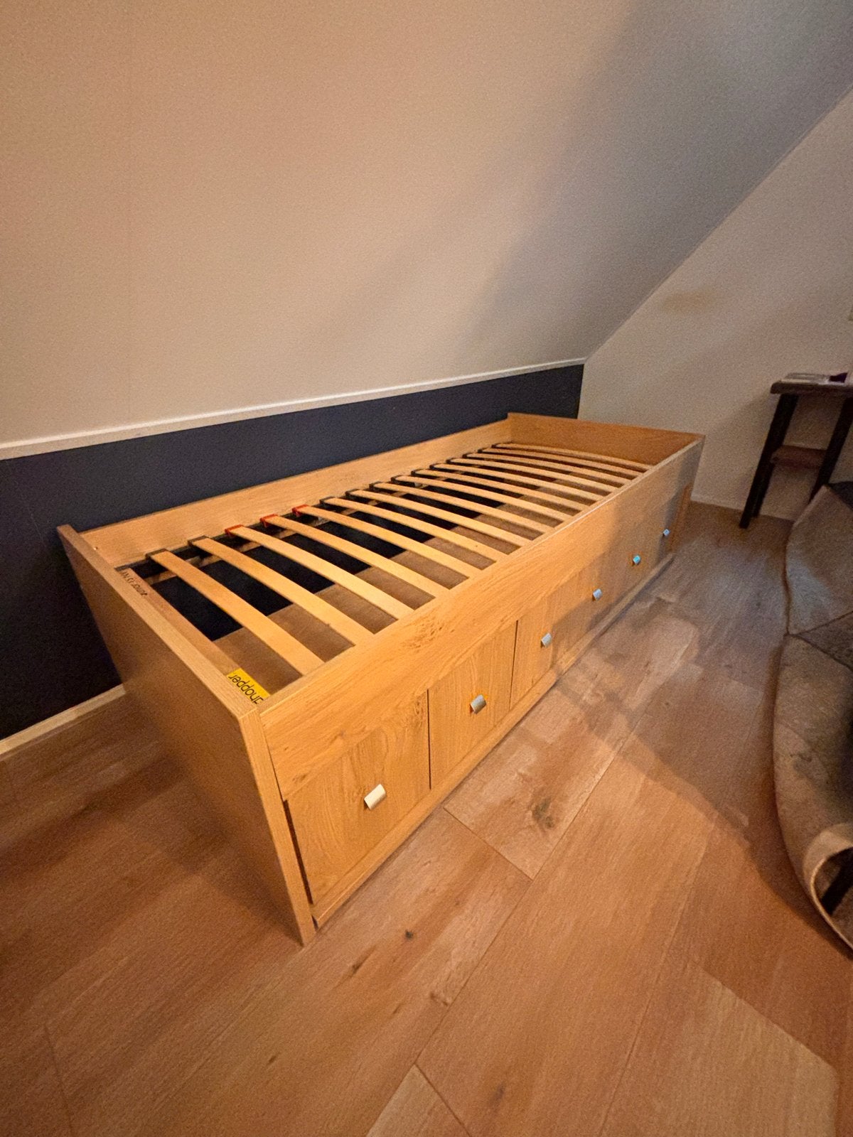 Eenpersoonsbed met opberglades - Hout, Huis en Inrichting, 90 cm, Eenpersoons, Bruin, Ophalen of Verzenden