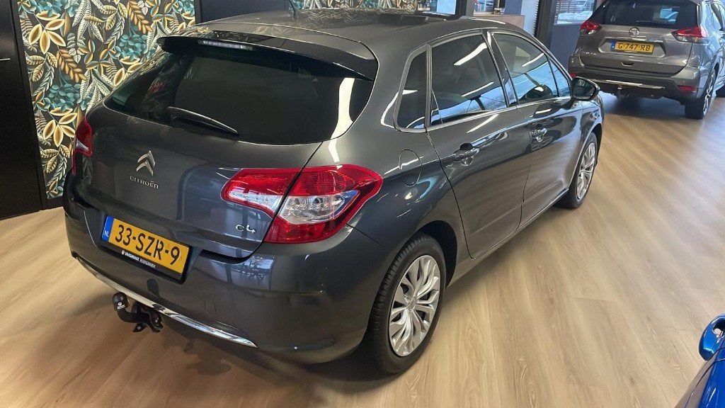 C4, automaat en 88.000 km, Auto's, Stof, Beige, Particulier, Zilver of Grijs