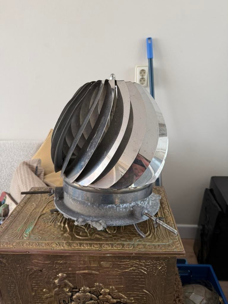 Rotorvent trekkap, een type roterende schoorsteenkap., Gebruikt, Ophalen of Verzenden, Afzuiger, Nvt