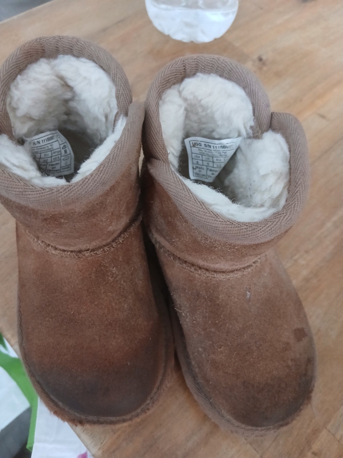 UGG Laarsjes voor baby's - Maat 22, Gebruikt, UGG, Jongetje of Meisje, Laarsjes