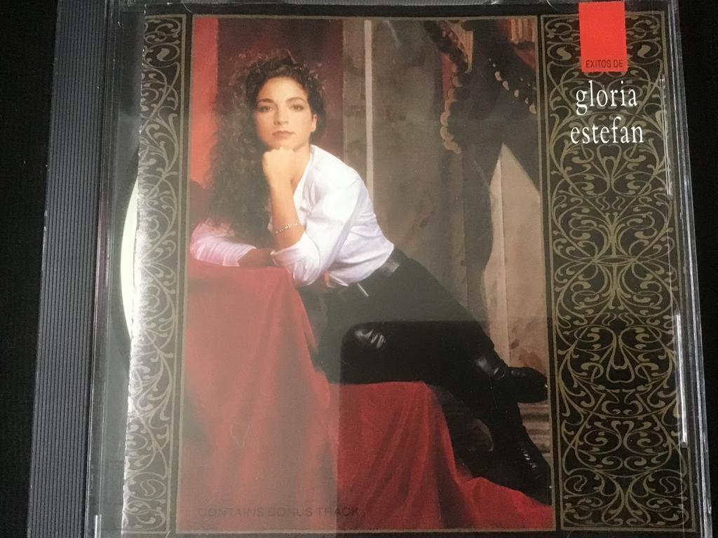 Gloria Estefan, Exitos de cd, Cd's en Dvd's, Ophalen of Verzenden, Zo goed als nieuw