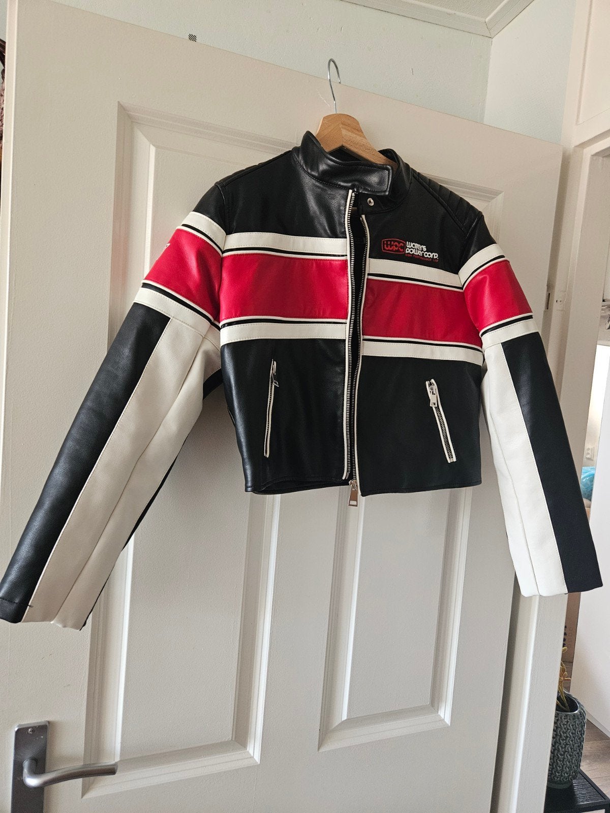 Stoer motor jack model Pull&Bear mt M, Kleding | Dames, Jassen | Zomer, Maat 38/40 (M), Zwart, Ophalen of Verzenden, Zo goed als nieuw