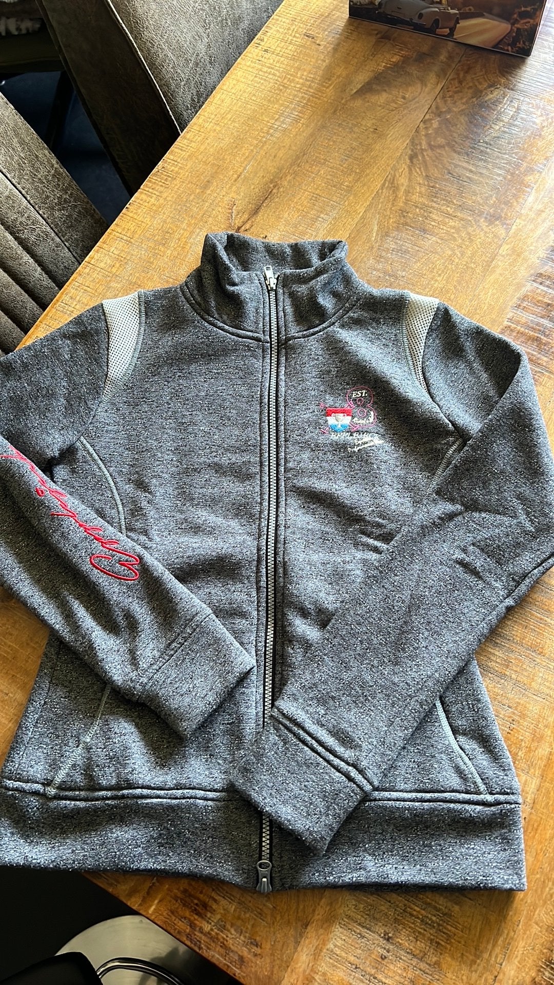 Vestje epplejeck mt m, Dieren en Toebehoren, Paardrijkleding, Dressuur, Ophalen of Verzenden, Zo goed als nieuw, Grijs