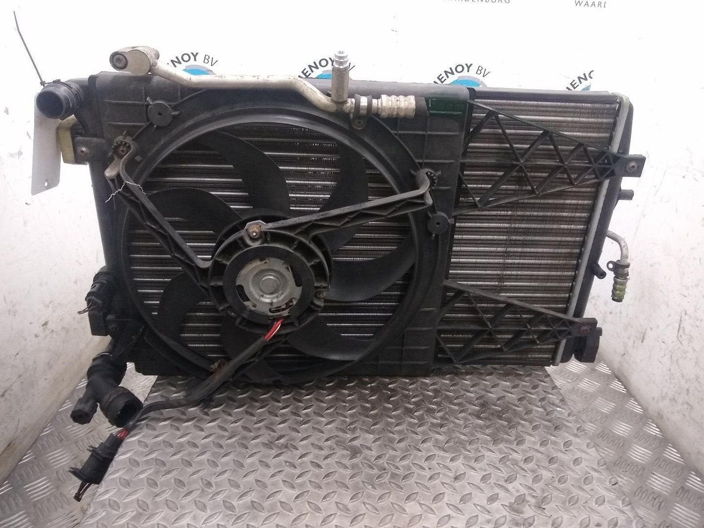 SKODA FABIA COMBI 1.9 TDI SPORT  KOELERPAKKET 2008, Auto-onderdelen, Ophalen of Verzenden, Gebruikt, Stiba lid