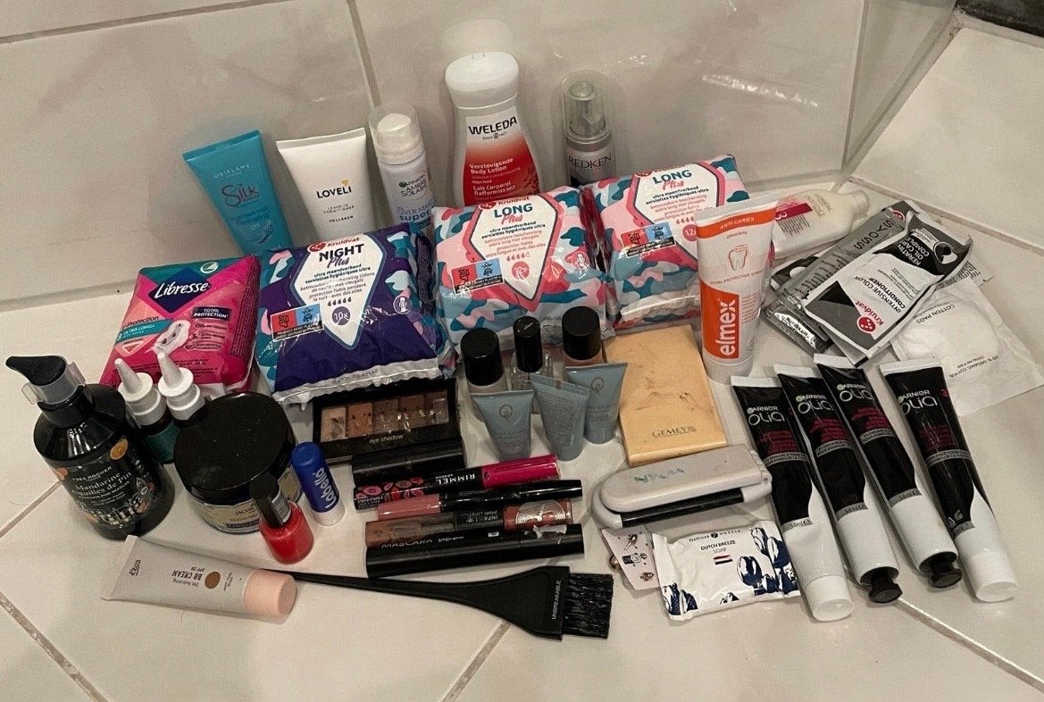 Groot pakket met diverse verzorgings- en make-up producten, Ophalen of Verzenden, Zo goed als nieuw, Overige typen