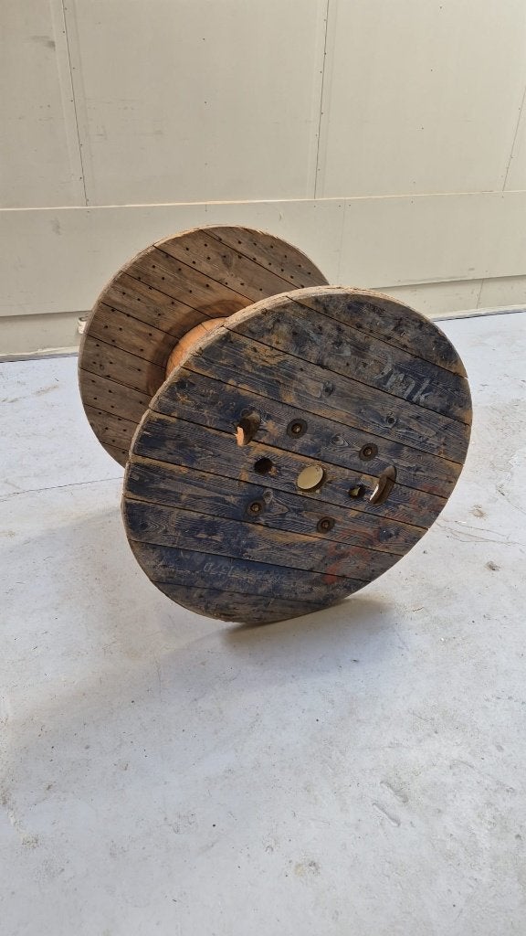 lege rol van electro kabels, Ophalen, Zo goed als nieuw, Hout, Overige typen