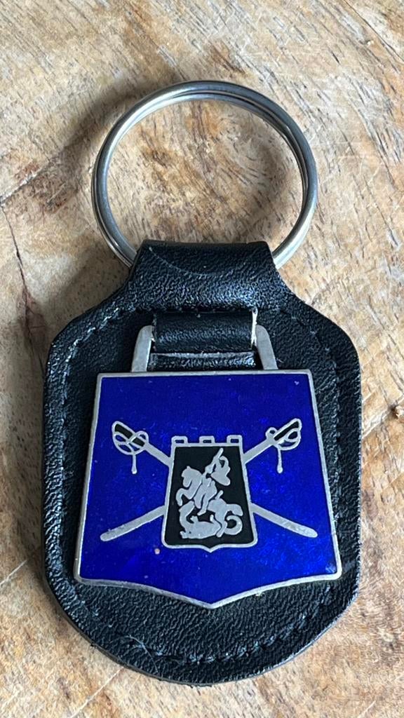 Borstzakhanger OC CAVALERIE 2 model?, Ophalen of Verzenden, Embleem of Badge