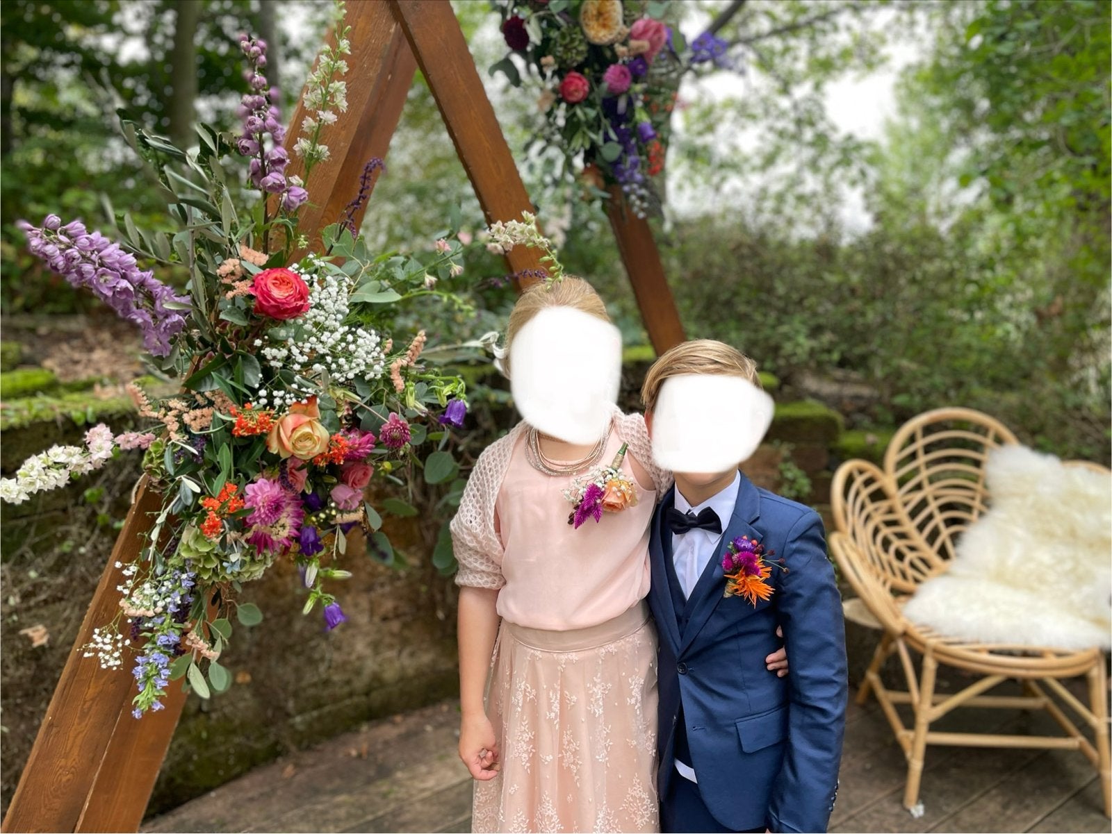 Kostuum / 3-delig pak blauw (8/9 jaar) en roze jurk (9 jaar), Kinderen en Baby's, Ophalen of Verzenden, Zo goed als nieuw, Jongen