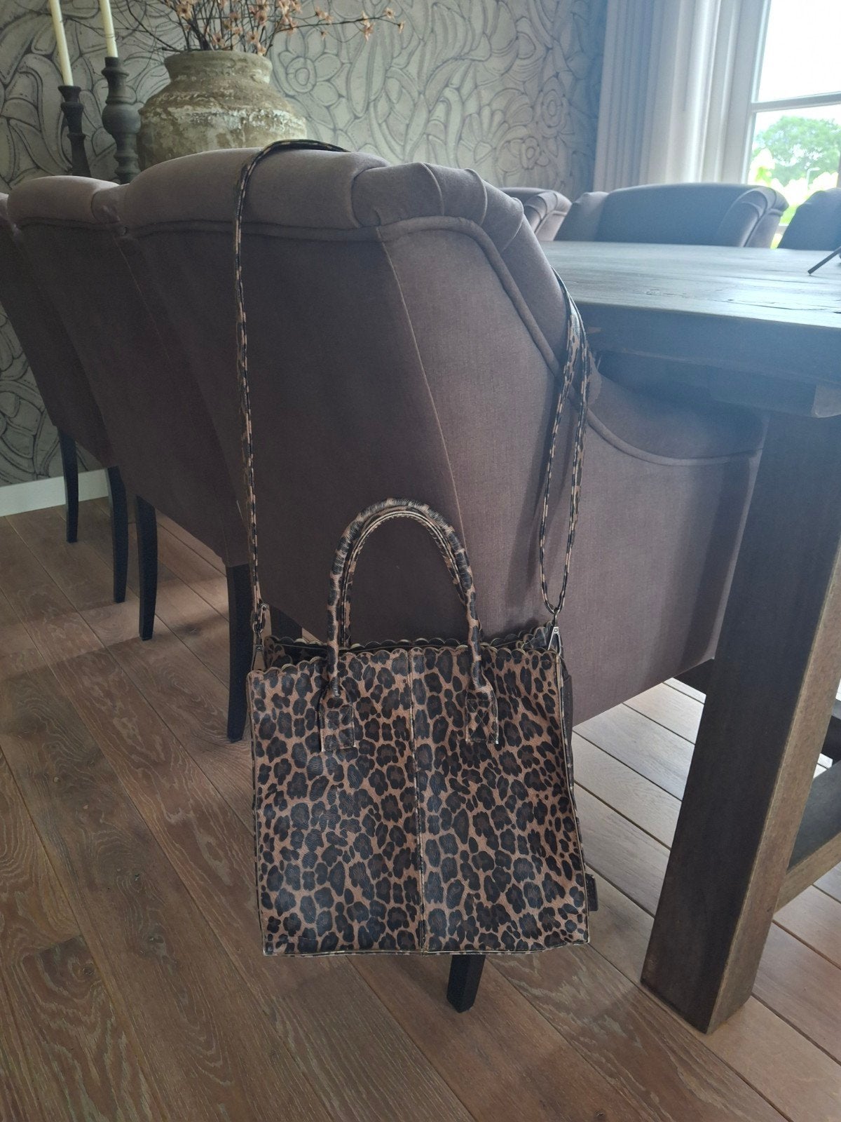 Panterprint tas - Gebruikt maar netjes - 28x28 cm, Sieraden, Tassen en Uiterlijk, Tassen | Damestassen, Ophalen of Verzenden, Gebruikt