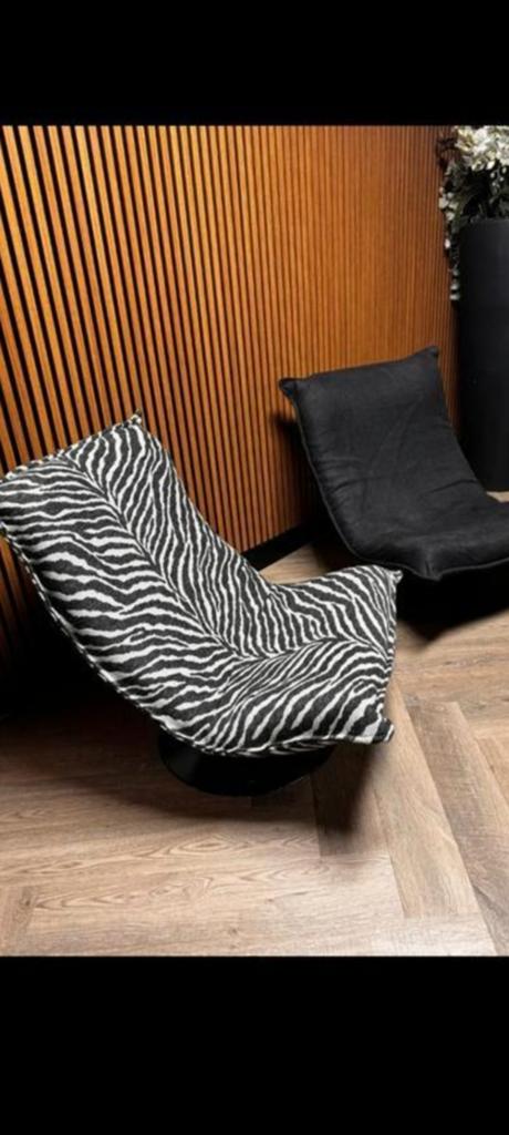 Design fauteuil met zebraprint - James Malone stof, Huis en Inrichting, Stoelen, Modern, Design, Eclectisch, Zwart, Ophalen of Verzenden