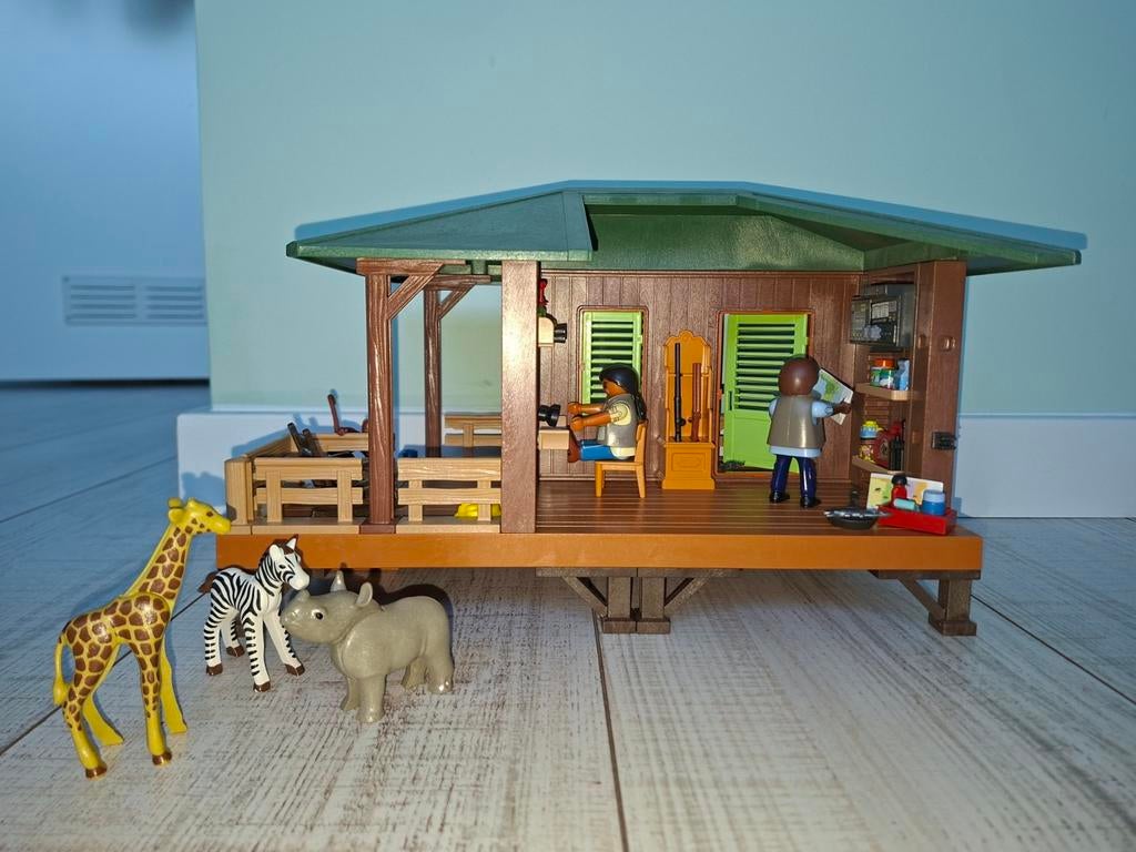 Playmobil Safari Lodge met dieren en figuren, Ophalen of Verzenden, Zo goed als nieuw, Complete set