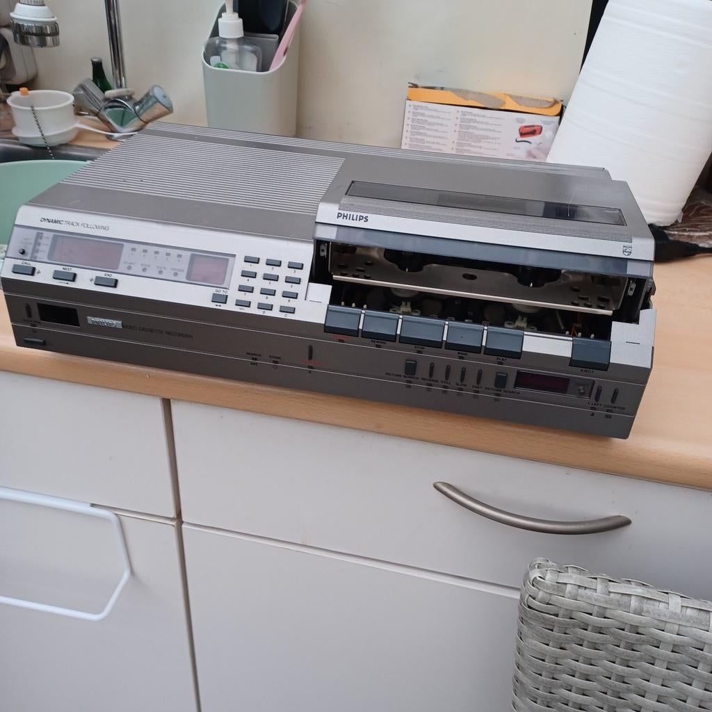 Video 2000 philips 35€ voor hobbyist?, Ophalen of Verzenden, Gebruikt