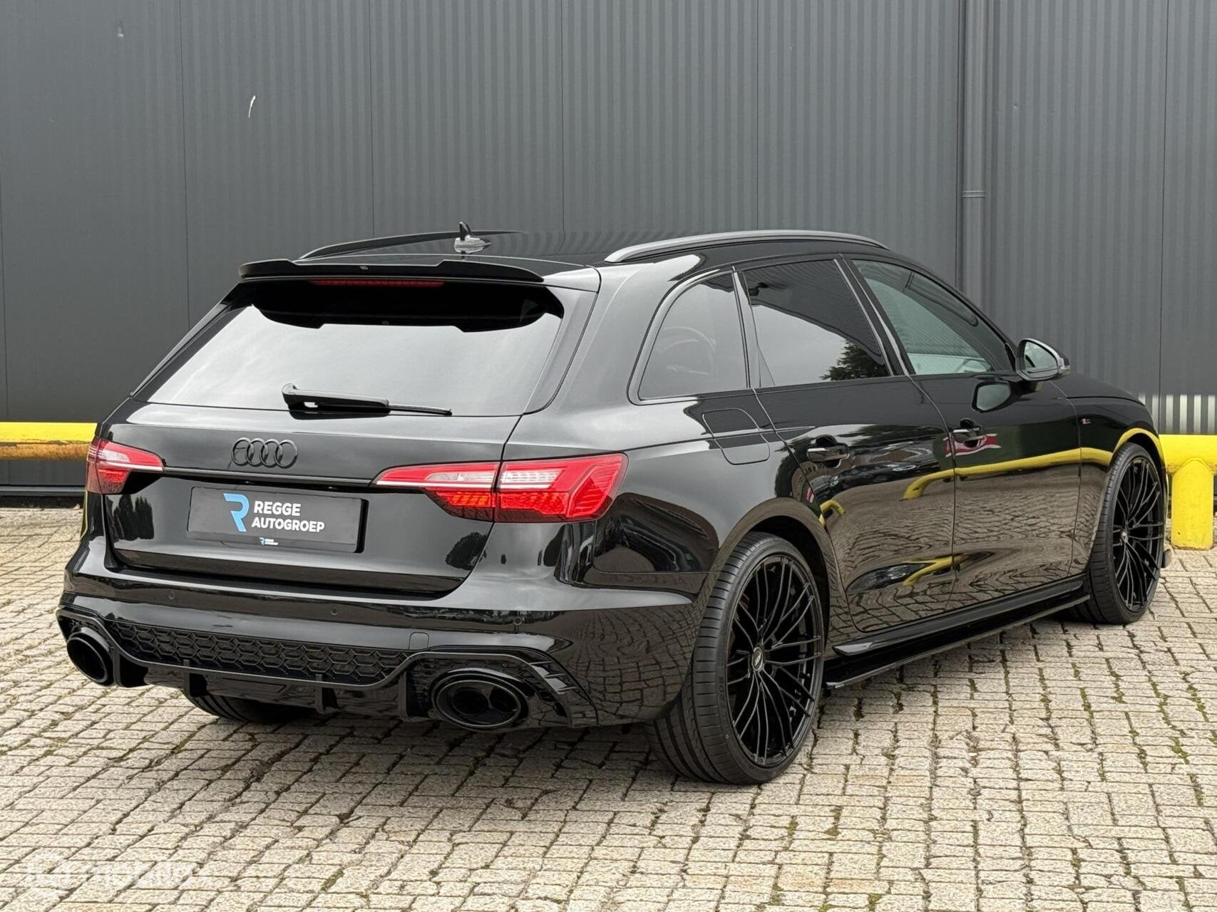 Audi A4 Avant 35 TFSI S-Line RS4 MAXTON PAKKET | ABT, Auto's, Gebruikt, Euro 6, 4 cilinders, 1984 cc