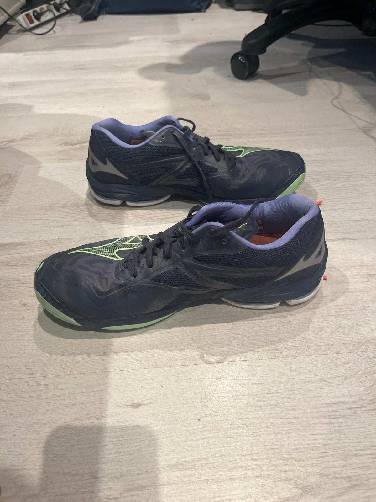 Mizuno Wave Lightning Maat 43 - Donkerblauw/Groen, Ophalen, Gedragen, Blauw, Sneakers of Gympen
