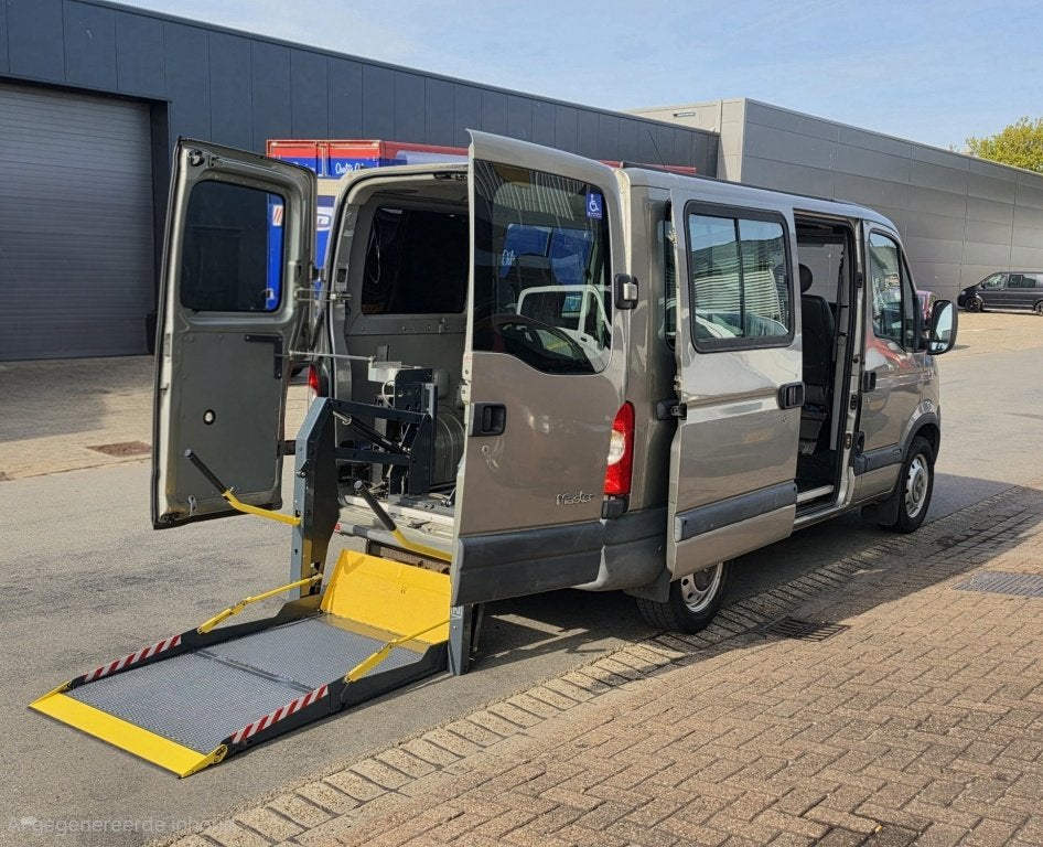Renault Master 2.5 dCi L1H1 Rolstoelbus Automaat 4+1✅, Automaat, Euro 5, 101 pk, Gebruikt