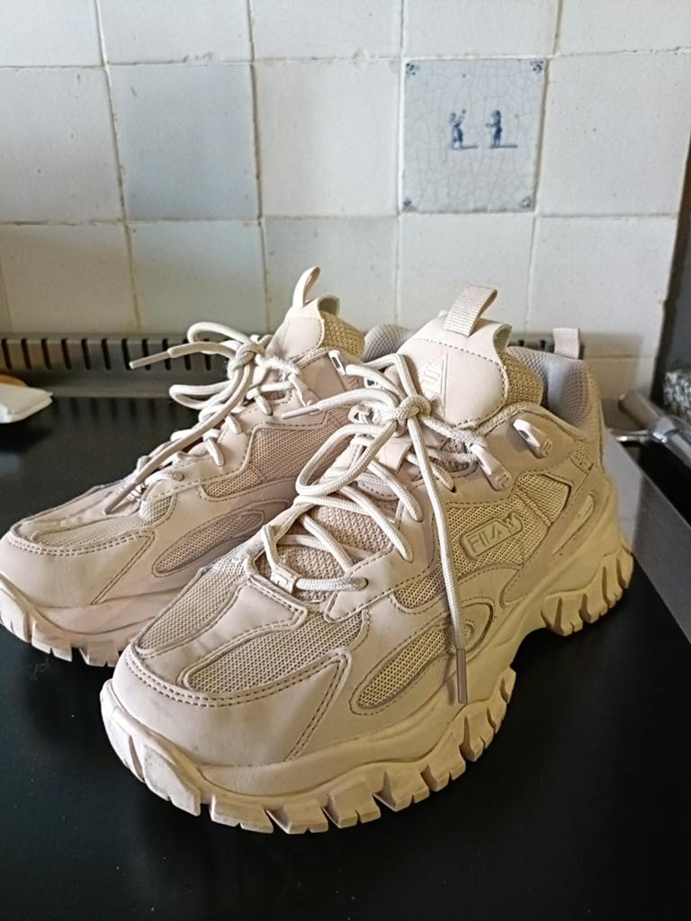 Fila ray tracer mt39, Ophalen of Verzenden, Beige, Sneakers of Gympen