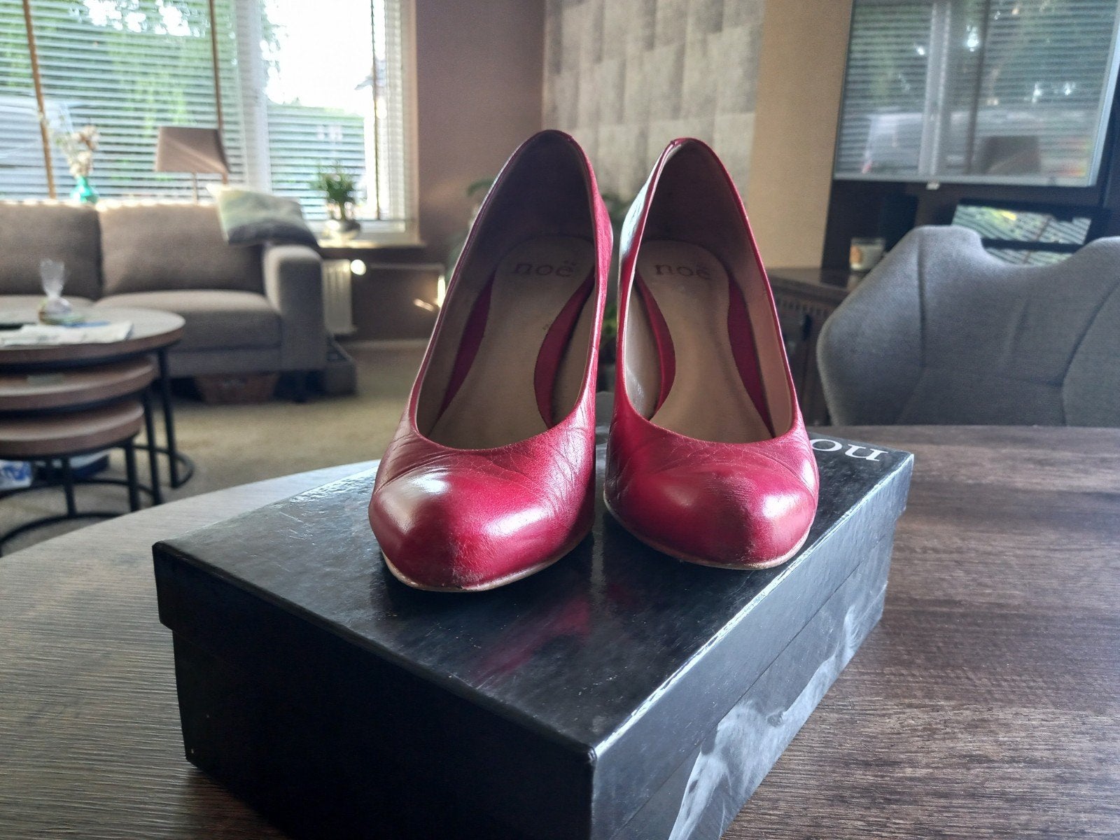 Noë Pumps - Maat 39 - Comfortabel en Stijlvol, Pumps, Noë, Ophalen of Verzenden, Gedragen