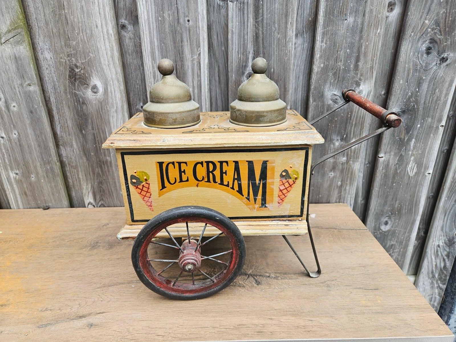 Decoratieve Vintage Houten IJskar - 'ICE CREAM' & 'WAFERS', Ophalen of Verzenden