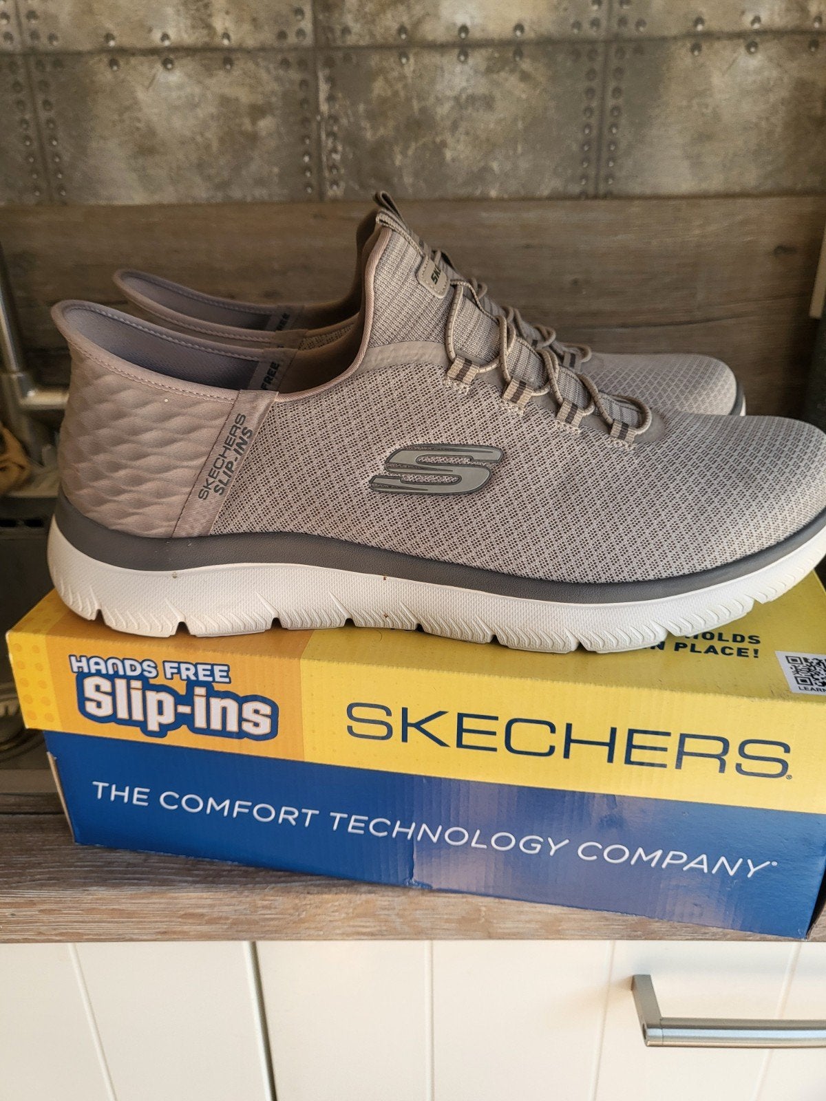 Te koop skechers heren sneakers slipp inns grijs, Kleding | Heren, Schoenen, Ophalen, Zo goed als nieuw, Overige kleuren, Sneakers of Gympen